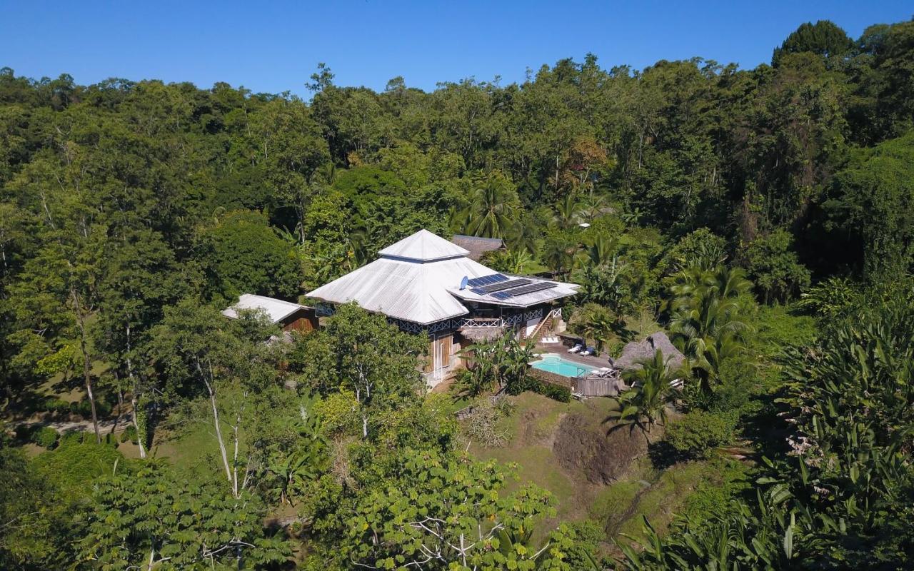 Finca Vela Lodge Bocas Town Exterior photo
